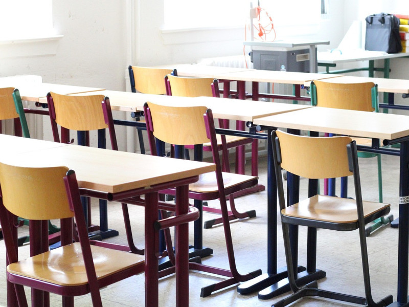 Zwischen den Stufen - das Leben in der 11. Klasse